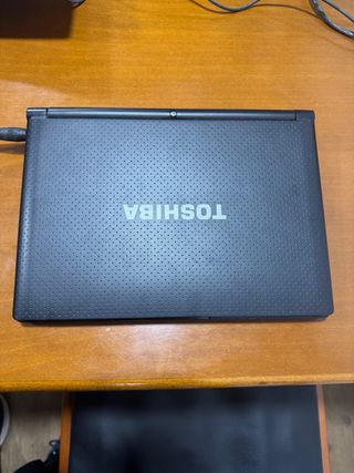 Mini portátil Toshiba