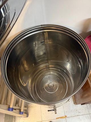 Contenitore per olio Acciaio Inox 150L BELVIVERE