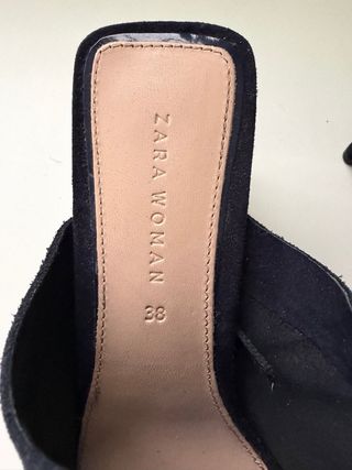 Zapatos Zara tacón destalonados negro