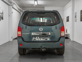 Nissan Pathfinder 4x4 2.5 dCi SE | 7 plazas Manual