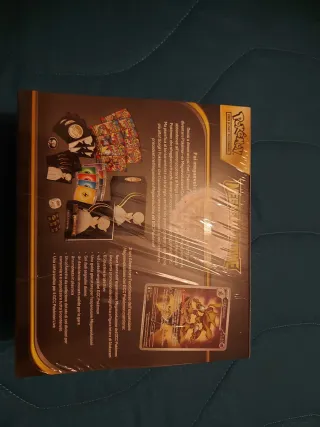 Pokemon ETB Megaevoluzione Lucario & Gardevoir