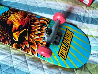 Skate Tony Hawk con Casco Blanco Pro-Tec