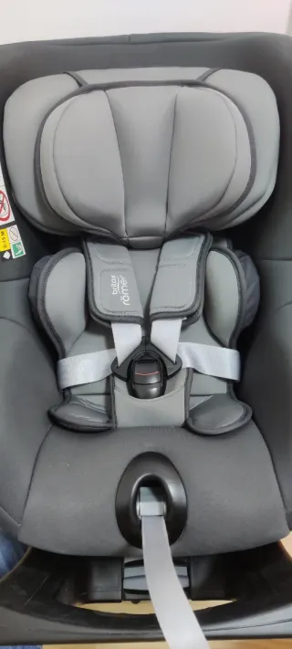 Britax Römer Dualfix i-Size