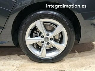 Audi A4 Avant Advanced 30 TDI 100kW S tronic