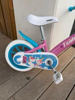 Bicicleta infantil rosa y azul