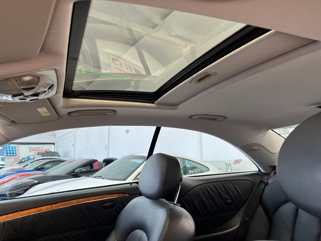 Mercedes-Benz CLK500