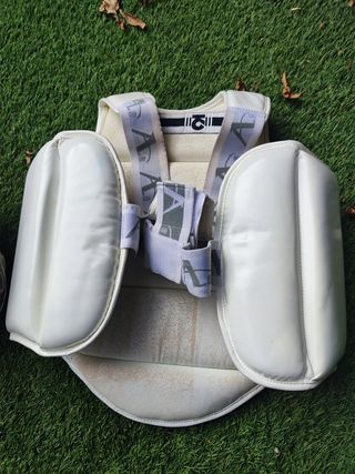 Casco y peto karate WKF Approved