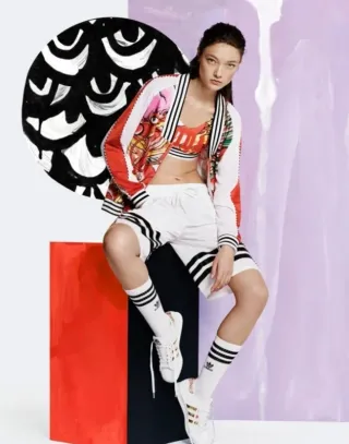 L Chaqueta Adidas x Rita Ora Dragon