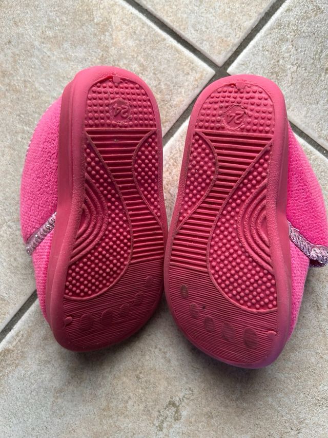 Pantofole bimba rosa con musetto