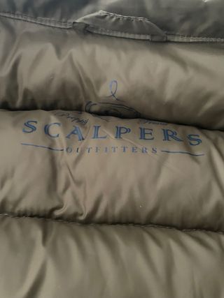 Chaleco Scalpers verde plumifero
