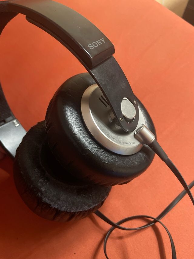 Auriculares Sony XB500