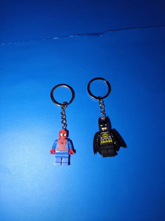 Llaveros Lego Spiderman y Batman