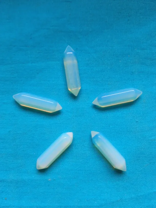Ópalo de Doble Punta y hexagonal