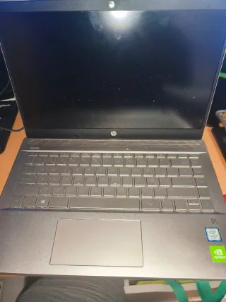 Portátil HP Pavilion 14-ce2003ns i5