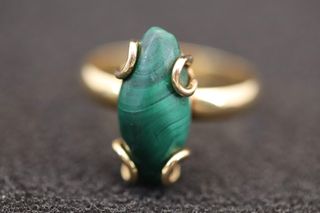 anillo oro 18k con piedra