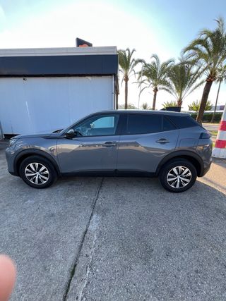 Peugeot 2008 Active Puretech 6 vel  37.000 klm 