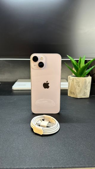 iPhone 14 Viola