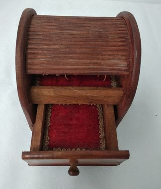 Caja de madera tipo buro