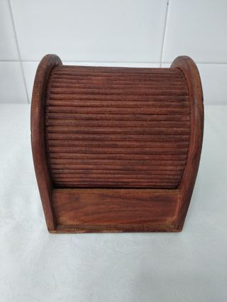 Caja de madera tipo buro
