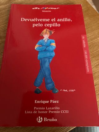 Devuélveme el anillo, pelo cepillo (Alta Mar- M...