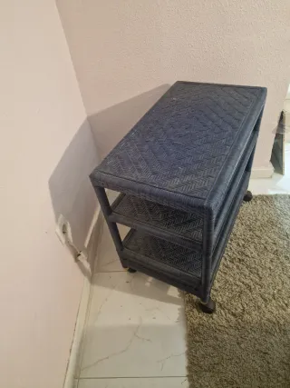 Mesa Auxiliar Mimbre 3 Estantes Ruedas