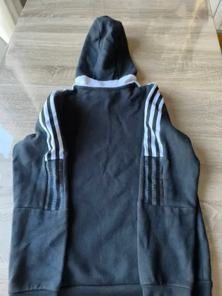 Sudadera Adidas Negra con Rayas Blancas