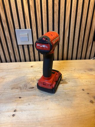 Taladro de impacto Milwaukee M18 FUEL