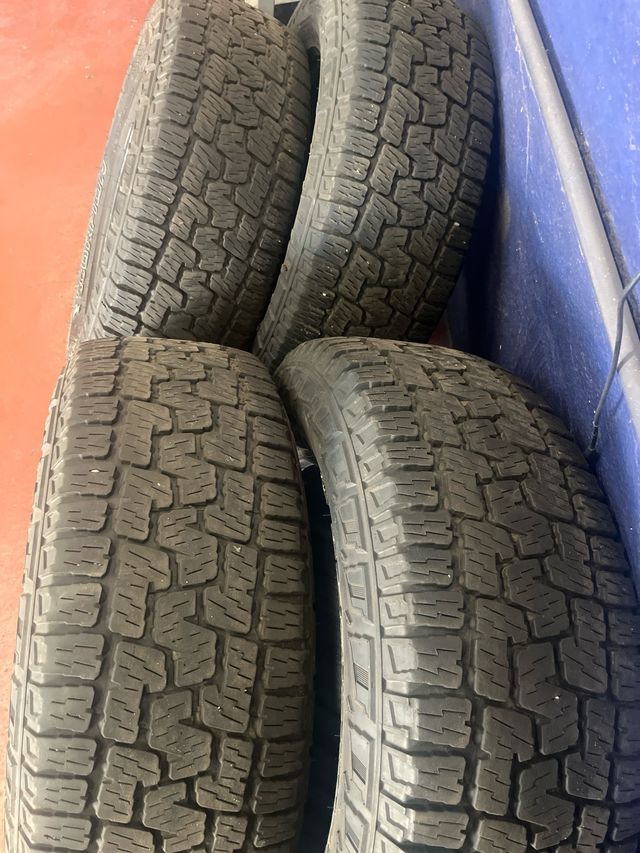 Ruote Pirelli 265/65 R18 Scorpion
