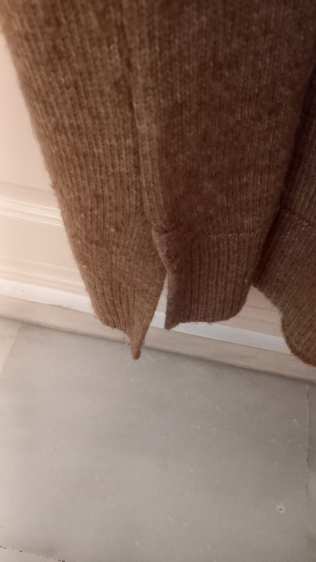 Jersey marca SFERA, del Corte Inglés.