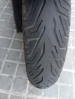  Honda SH 300i Scoopy