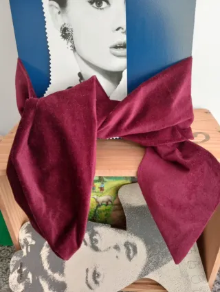 Bufanda de terciopelo granate Nueva