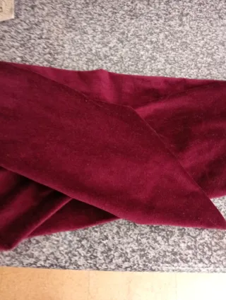 Bufanda de terciopelo granate Nueva