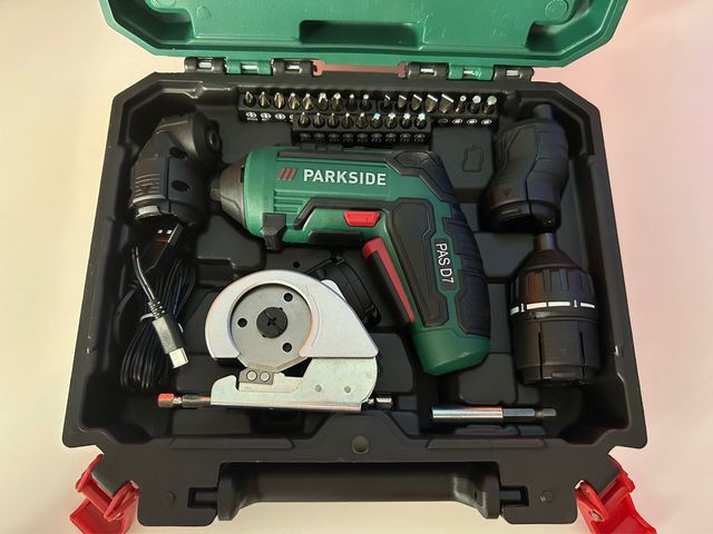 Cacciavite ricaricabile con accessori parkside