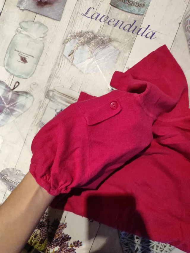 Camiseta rosa cuello alto sin mangas