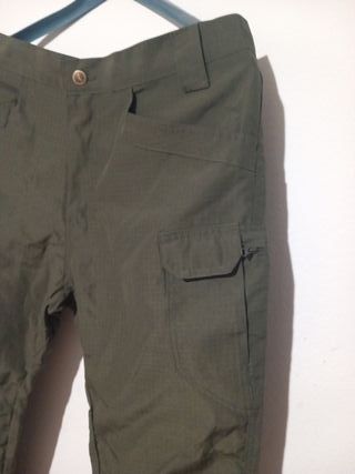Pantalón cargo verde