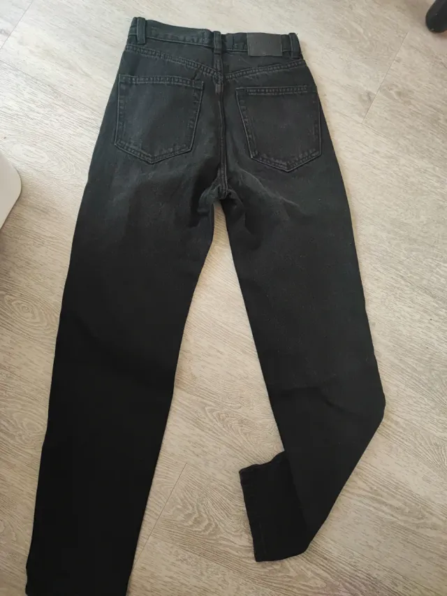 Pantalón negro Baggy
