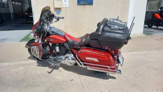 Harley Davidson Roja y Negra