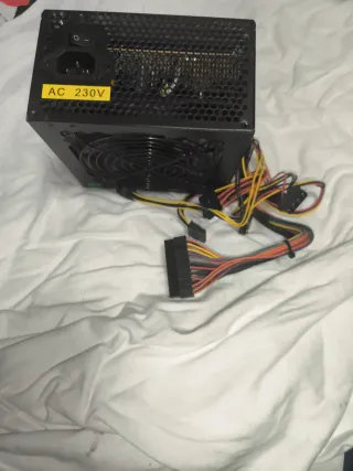 Fuente de Alimentación Njöit 500W ATX
