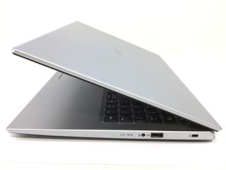 pc portatil acer aspire a315-58
