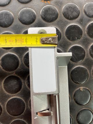 Electro cerradura metálica con cables