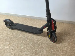 PatineteEléctrico Negro 40 kilómetros de autonomía