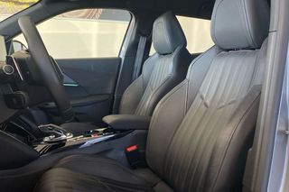 Peugeot 2008   GT Pack Puretech 130 SS EAT8 