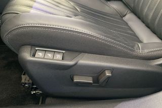 Peugeot 2008   GT Pack Puretech 130 SS EAT8 