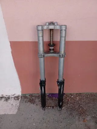 Horquillas invertidas Showa