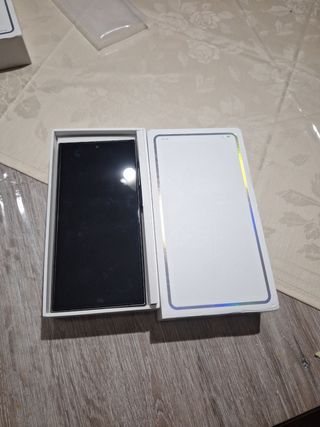  S24 Smartphone Nero 6 GB RAM 64 GB