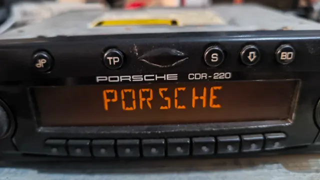 Radio Porsche CDR-220