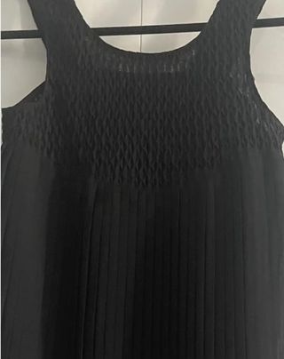 Top French Connection tableado negro