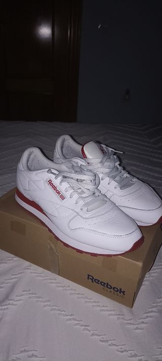 Zapatillas Reebok Classic Blancas y Rojas