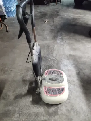 Plataforma vibratoria para ejercicios