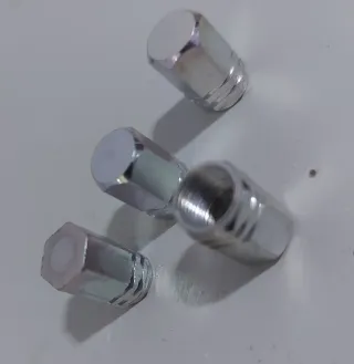 Tapones Válvula Aire Rueda Coche Plateados